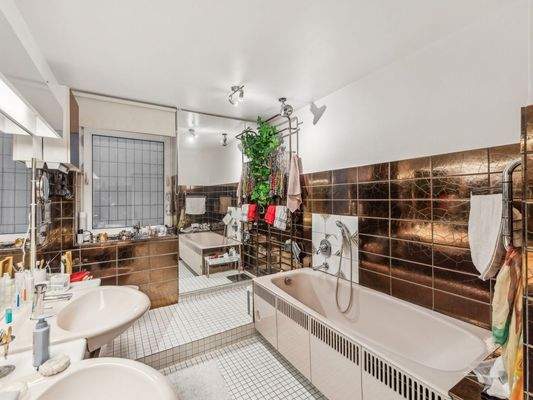 Badezimmer 1. Untergeschoss