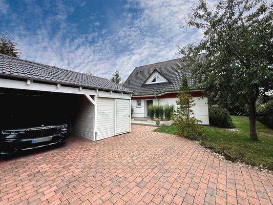 Ansicht Carport/Haus