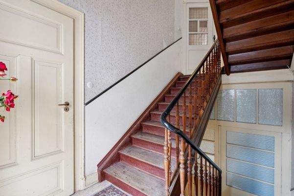 Treppenhaus EG zu OG