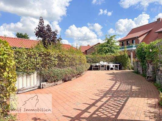 Geräumiger windgeschützter Platz