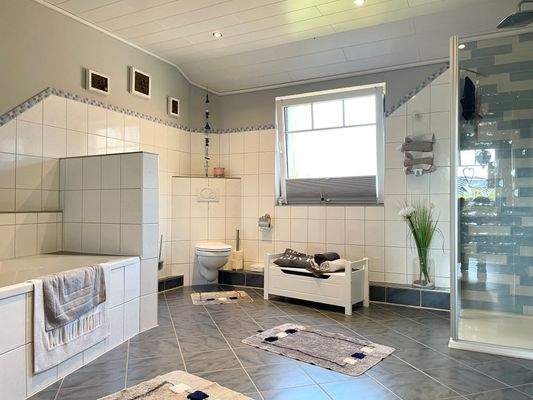 Badezimmer Dachgeschoss