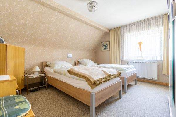 Schlafzimmer im Altbau DG