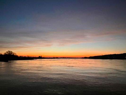 Sonnenseite  an Elbe 