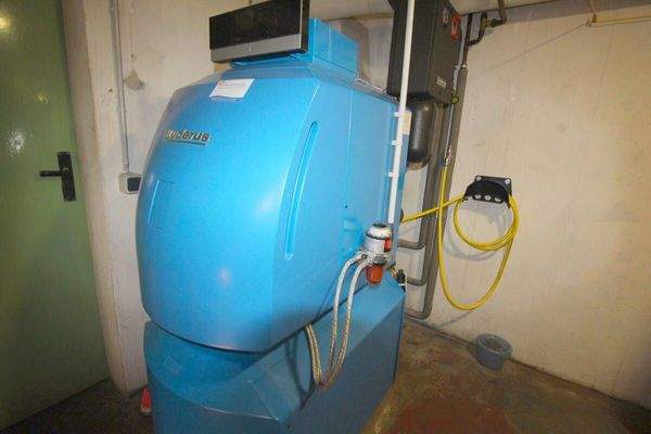 Öl-Zentralheizung Logamatic RC 310 aus BJ 2024