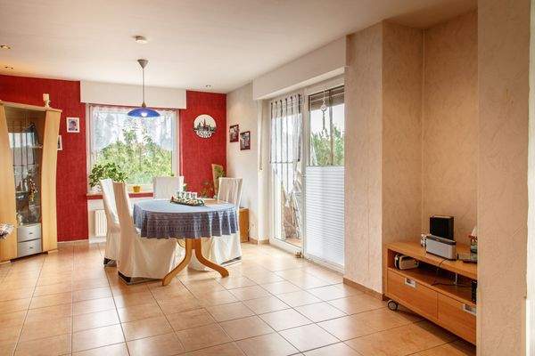 Wohn - und Essbereich