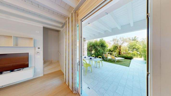 EB-035-367-Villino-in-residence-Padenghe-sul-Garda