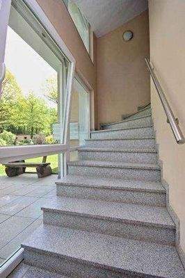Treppe ins 1.OG