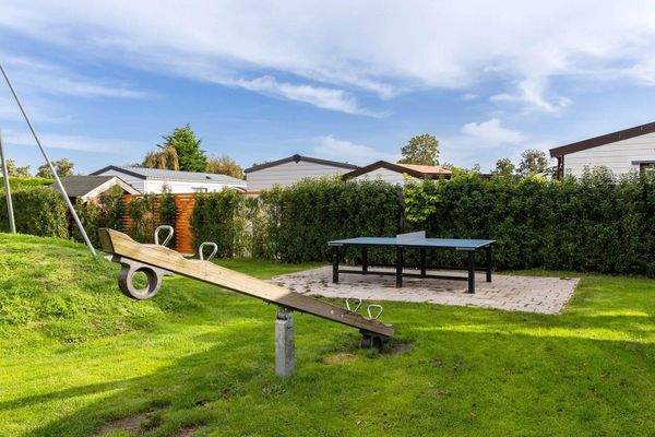 Der Spielplatz im Park