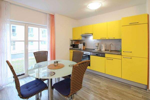 Küche und Essbereich