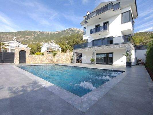 Stylish Detached House with Private Pool in Mugla Fethiye