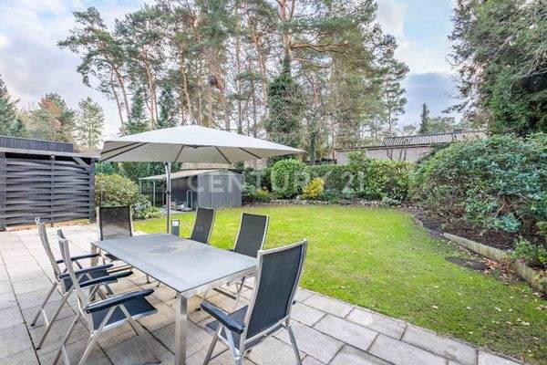 schön angelegter Garten