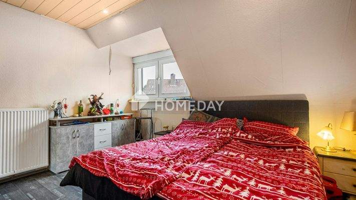 1. OG Schlafzimmer 2 1