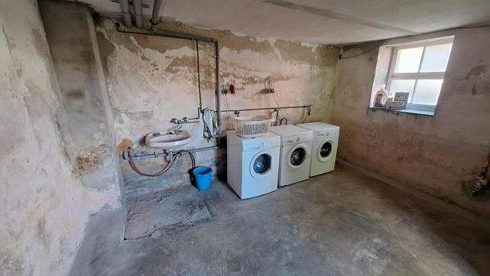 Keller Waschmaschinenraum