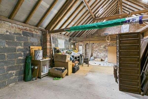 Dodenburger Straße 2 – 54432 Dierscheid