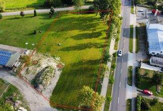 Luftaufnahme vom Grundstück