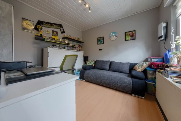 1. OG li. Kinderzimmer 