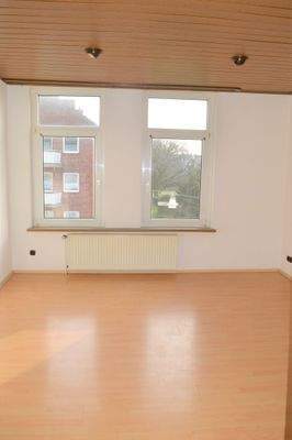 Mühlenweg 81_2.OG rechts 2.JPG