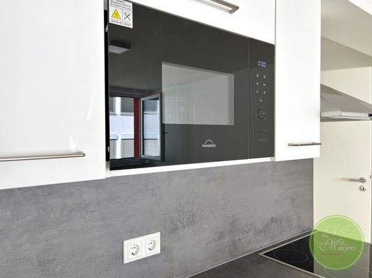 Eingebauter Pizzaerwärmer ;)