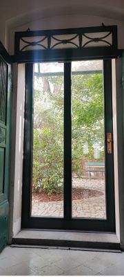 Hinterausgang zum Garten.jpg