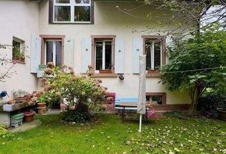 Gartenfassade u. Gaube des OG3 rechts.jpg