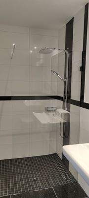 Dusche Gästebad.jpg