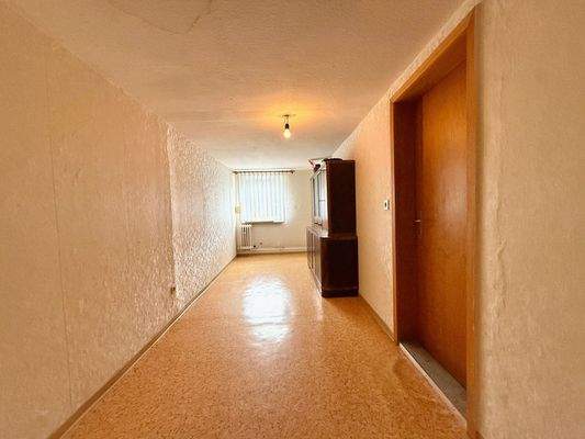 Durchgangsraum im OG