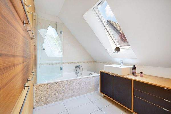 Badezimmer Wohnung  1