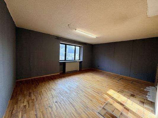 Wohnzimmer/ Schlafzimmer OG