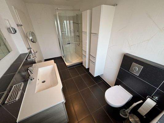 Bad am Elternschlafzimmer