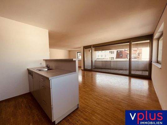 20230316_101648206_i