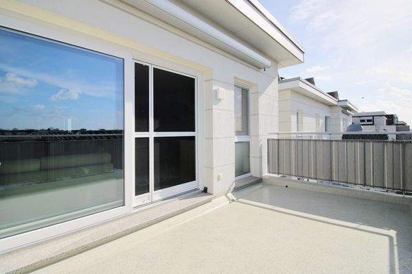 großzügiger Balkon