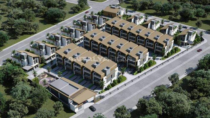 6-Bedroom Luxury Houses with Pools in Altıntaş Antalya