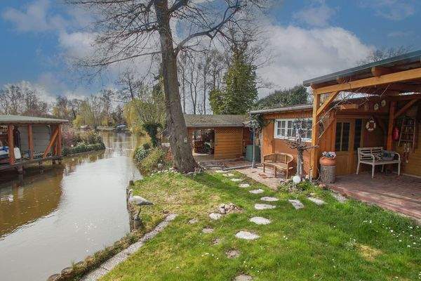 Garten mit Wasserzugang