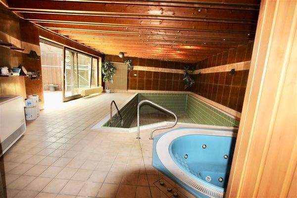 Whirlpool - Schwimmbad