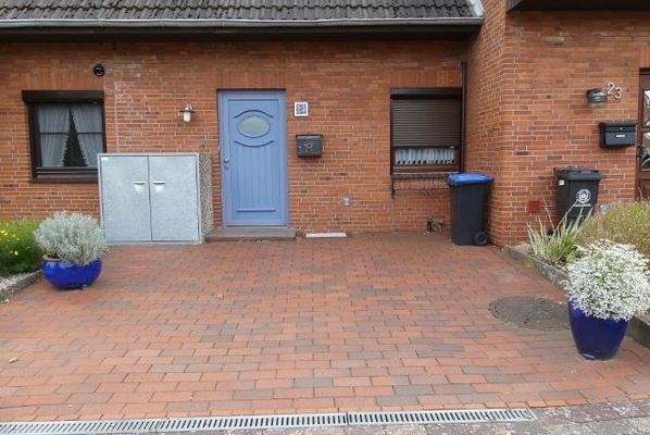 Stellplatz vor dem Haus