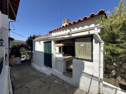 Kreta, Amnatos: Traditionelles Landhaus zu verkaufen