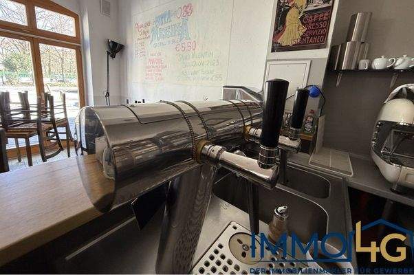 ef9c5add-8141-44fe-ac9f-28417ba8e6a7