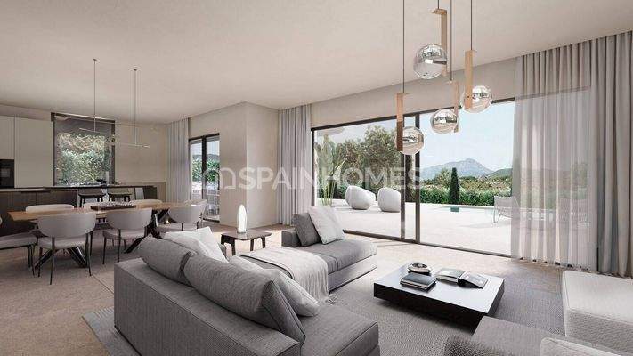 4-Bed Villa with Pool and Modern Amenities in Jávea