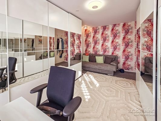 Arbeitszimmer