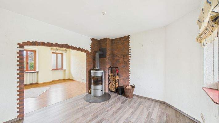 CAM03143G0-PR0191-STILL009