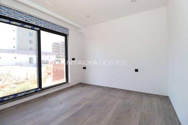 1-Bedroom Flat in Altıntaş with Investment Potential