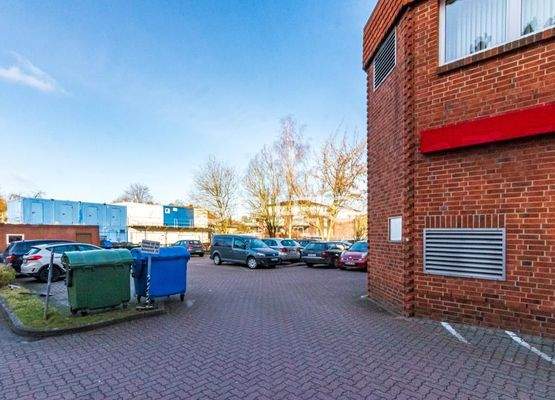 Außenansicht Parkplatz Hinterhof