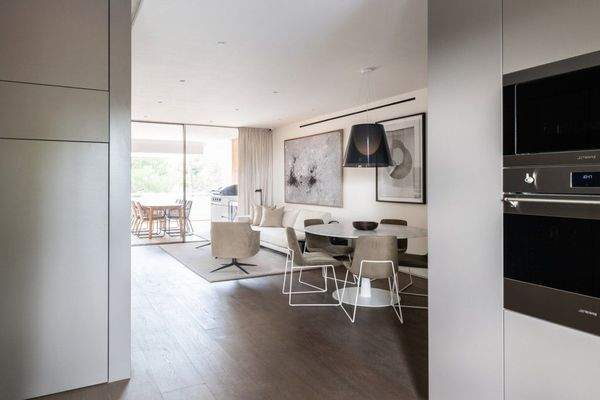 Luxuriöses Wohnen in Bendinat, Mallorca: Exquisite 3-Schlafzimmer-Wohnung