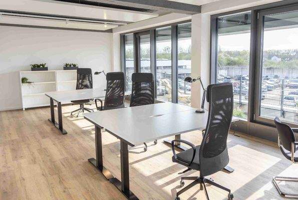 raeume-robert-perthel-straße-3