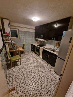 Bad mit Dusche und WC