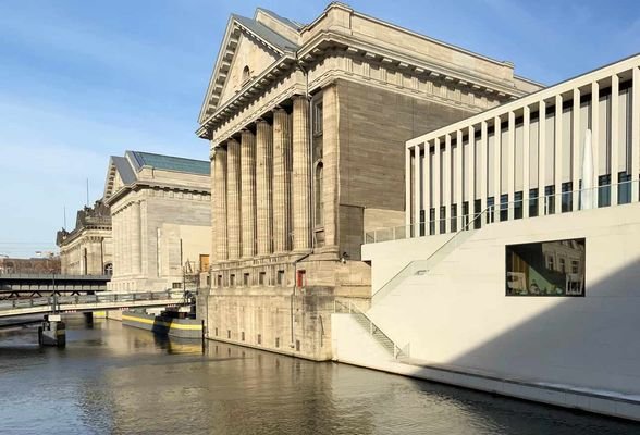 Einzigartige Lage an der Museumsinsel