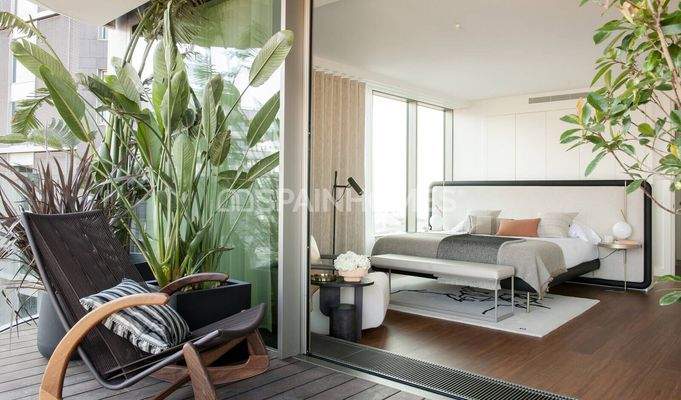 Eco-Friendly Properties with Pool and Gym in Barcelona