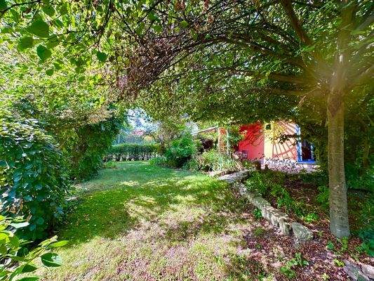 und schöner Gehölze