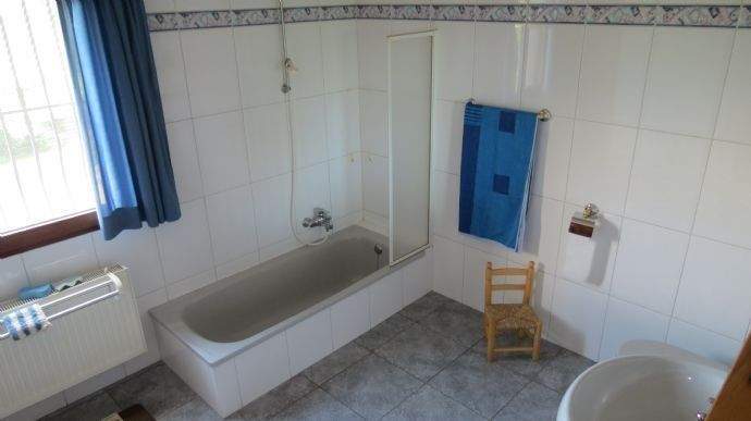 Tageslichtwannenbad OG