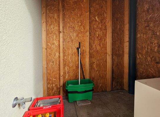 Abstellbox auf der Terrasse